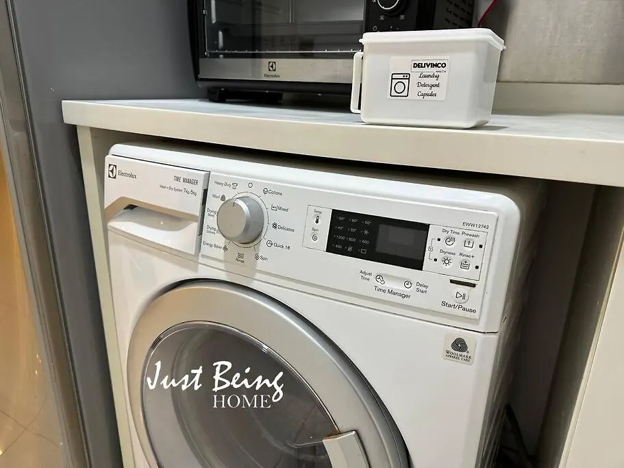 Just Being Home 5Pax 1Br/1Ba 1Queen/1Single/1Sofa Kuala Lumpur Ma­lay­sia